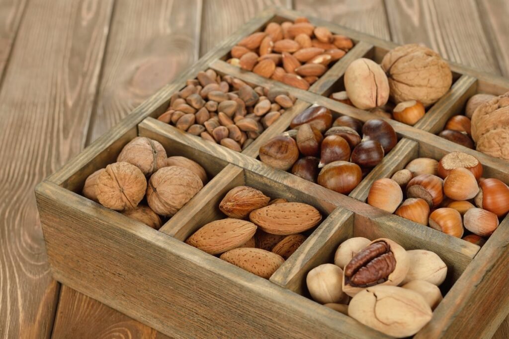 Riešutų rinkiniai dovanoms: kaip išrinkti, supakuoti ir individualizuoti?